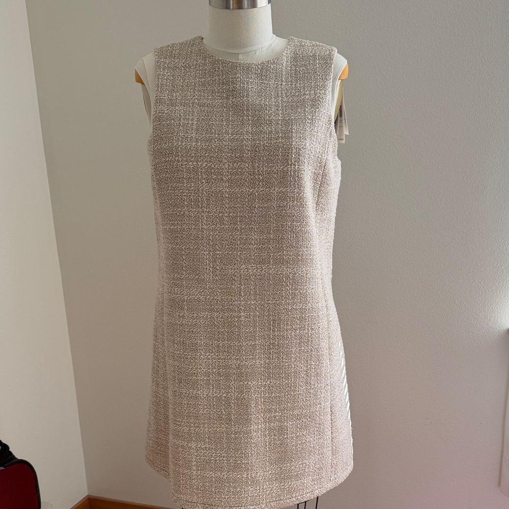 Classic Sleeveless Tweed Shift Dress - Beige THEORY size 14 nwt